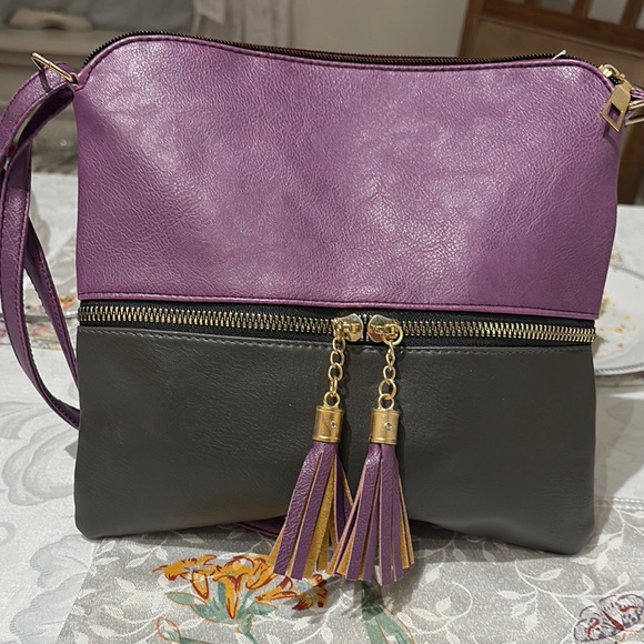 Purple and Gray Tassel Clutch - Picture 8 of 8